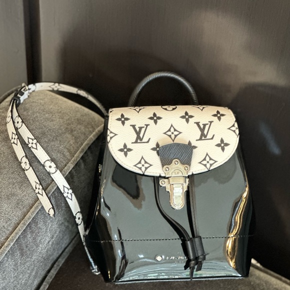 Louis Vuitton Hot Springs Patent Leather Packpack - Picture 13 of 13